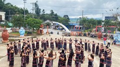 Nhiều hoạt động đặc sắc tại Ngày hội văn hóa truyền thống Cơ Tu