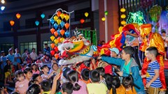 Rộn ràng hoạt động vui Trung thu cho thiếu nhi, tôn vinh di sản văn hóa