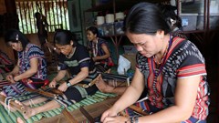 Phát triển du lịch cộng đồng trên nền tảng văn hóa truyền thống