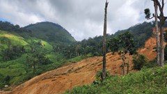 Sạt lở kinh hoàng ở một xã vùng cao Đà Nẵng