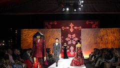  Tôn vinh di sản nghề thủ công qua câu chuyện thời trang 