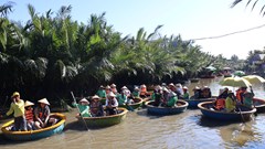 Tăng cường đảm bảo an toàn giao thông đường thủy tại Hội An Đông