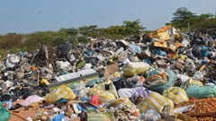 Kiểm tra, xử lý tình trạng quá tải tại bãi rác Cẩm Hà