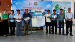 Ngư dân Cù Lao Chàm cam kết mang rác thải về bờ