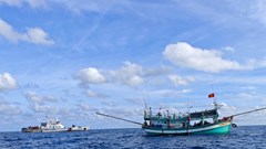 Chung sức gỡ “Thẻ vàng” IUU từ những chuyến tuần tra trên biển