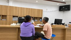 Bỏ công chứng bắt buộc có thực sự giảm gánh nặng cho người dân?