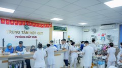 Đột quỵ đến trong tích tắc: Bác sĩ BV Bạch Mai kể lại khoảnh khắc bệnh nhân gục ngã ngay trước cửa phòng khám