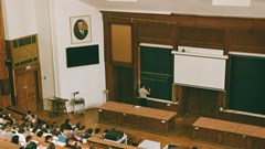 Không phải tiếng Anh, đây là 3 ngôn ngữ AI khuyên nên học ngay nếu muốn kiếm tiền trong 5 năm tới