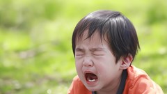 Đừng đổ lỗi cho xã hội, 3 hành động nhỏ này trong gia đình mới là thứ đang âm thầm hủy hoại nhân cách trẻ