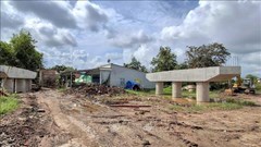 Lập Tổ công tác gỡ khó cho 2 dự án giao thông vốn hơn 2.000 tỉ đồng