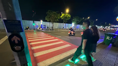 TPHCM lắp đặt hệ thống đèn cảnh báo chỉ vạch đi bộ