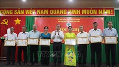 Gắn công tác thi đua với mục tiêu phát triển kinh tế - xã hội ở địa phương