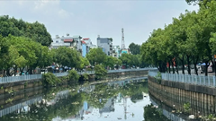 TP.HCM ban hành giá dịch vụ thu gom chất thải rắn trên sông, kênh rạch