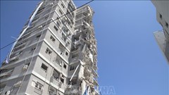 Bệnh viện Israel trúng tên lửa trong đợt tấn công lớn nhất của Iran