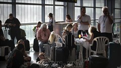 Căng thẳng Israel - Iran: Hàng loạt các nước cảnh báo sơ tán công dân