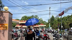  Tiếp sức mùa thi 2025: Kịp thời hỗ trợ thí sinh bị gãy chân 