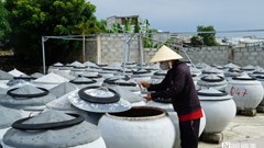 Nước mắm truyền thống “tìm đường” ra thế giới