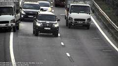 Khởi tố vụ xe ô tô chèn ép nhau trên cao tốc