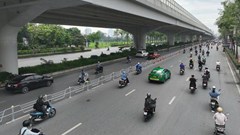Hà Nội: Từ 4.7 sẽ thực hiện phân làn trên đường Phạm Văn Đồng