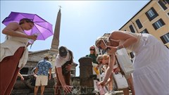 Châu Âu thiệt hại nặng nề vì nắng nóng kỷ lục