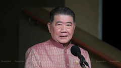 Ông Phumtham Wechayachai trở thành Thủ tướng lâm thời Thái Lan