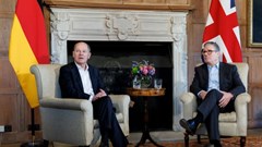 Hiệp ước phòng thủ chung Anh – Đức: Thêm bước tiến tách khỏi Mỹ?