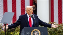 Tổng thống Mỹ Donald Trump: Các nước chưa đạt thỏa thuận sẽ chịu thuế mới từ 1.8