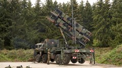 Đức âm thầm tìm cách mua Patriot Mỹ để chuyển cho Ukraine