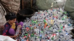 Lý do người Đông Nam Á tiêu thụ lượng vi nhựa lớn nhất thế giới