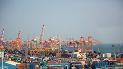 Thư thuế quan từ Mỹ: Áp lực lớn buộc Hàn Quốc nhượng bộ và phản ứng từ Seoul