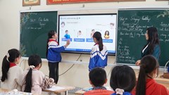 Gỡ khó dạy học tiếng Anh tăng cường theo Luật đấu thầu mới