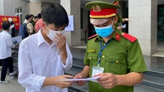 Có được đăng ký học trường công an và trường ngoài ngành cùng lúc không?