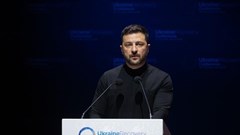 Tổng thống Zelensky xác nhận Mỹ nối lại viện trợ quân sự cho Ukraine