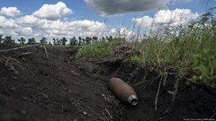 Belarus cảnh báo rủi ro an ninh khi nhiều nước rút khỏi Công ước cấm mìn