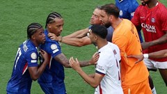 HLV Luis Enrique giải thích lý do tại sao ông tát cầu thủ Chelsea