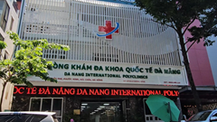 Bí mật về những người khoác áo blouse trong phòng khám tư giữa trung tâm Đà Nẵng