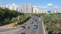 Nắng nóng gay gắt từ trung tâm đến ngoại thành Hà Nội