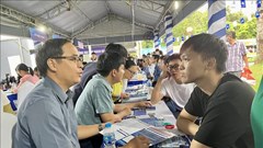 Điểm chuẩn tuyển sinh đại học năm 2025 khó đoán
