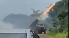 Thái Lan kêu gọi công dân rời Campuchia “càng sớm càng tốt“