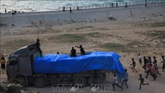 Xung đột Hamas-Israel: Các đoàn xe viện trợ bắt đầu di chuyển vào Gaza