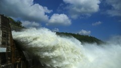 Thủy điện Thác Bà xả lũ điều tiết hồ chứa từ chiều 28.7