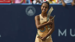 Leylah Fernandez đăng quang DC Open, giành danh hiệu lớn nhất sự nghiệp
