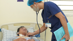 Người đàn ông 39 tuổi nguy kịch sau khi bị kiến cắn