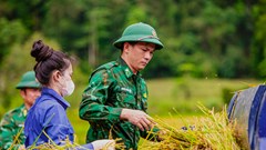 Thứ Bảy về với bản làng