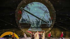 Người mẹ - Biểu tượng bất tử của tình yêu thương và sự hy sinh