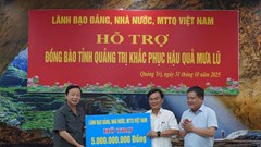 Huy động cả hệ thống chính trị hỗ trợ người dân vùng lũ