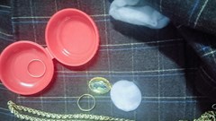 Trả lại vàng để quên trong áo cứu trợ bà con vùng lũ