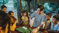 Vươn lên từ mô hình du lịch cộng đồng gắn với bảo tồn văn hóa bản địa