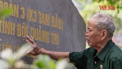 Nước mắt sau 54 năm trở lại Thành cổ