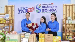 Nghệ sĩ Hứa Vĩ Văn đưa đặc sản Quảng Trị lên sóng Mega Live